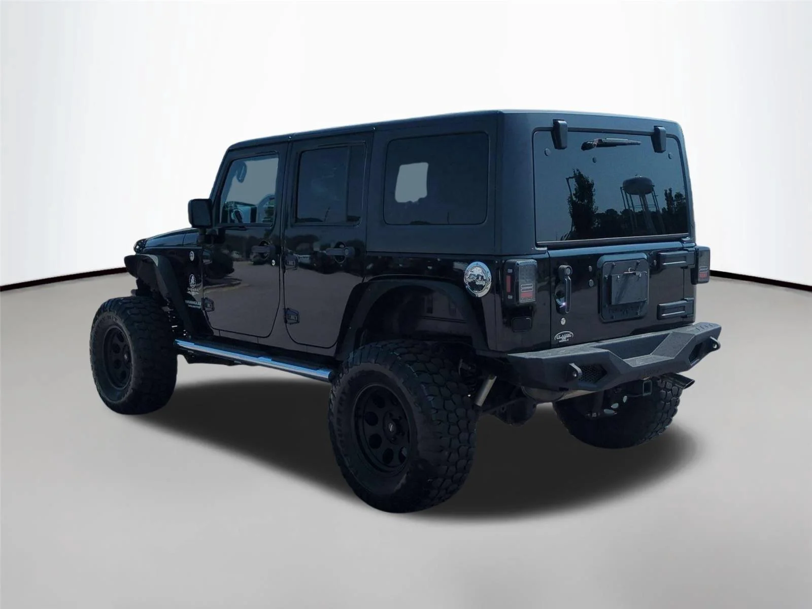 Used 2012 Black Jeep Sahara image 3