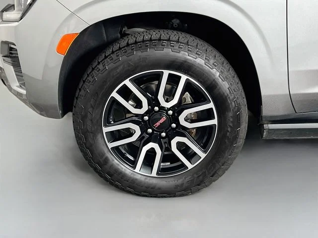 Used 2023 Silver GMC AT4 image 31