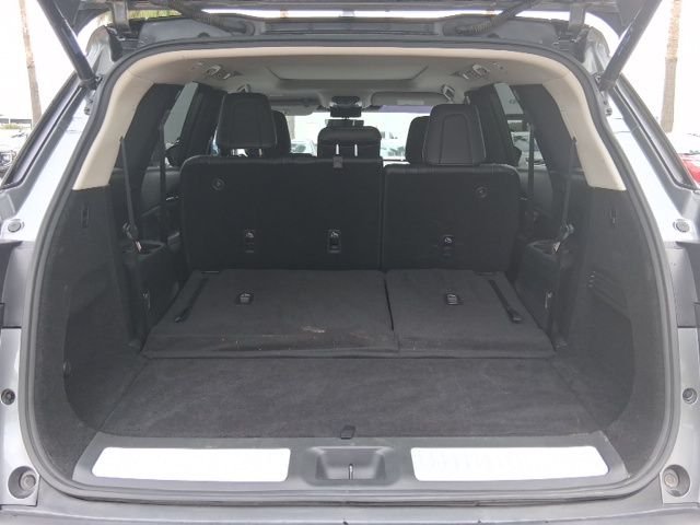 Certified Used 2023 Gray INFINITI PURE image 6