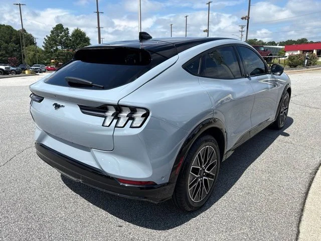 Used 2024 Gray Ford Premium image 8