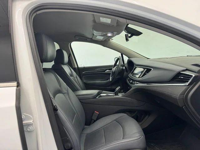 Used 2021 White Frost Tricoat Buick Essence image 18