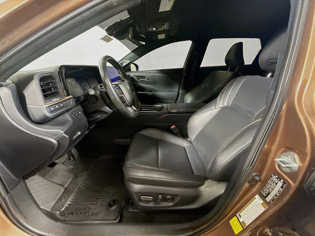 Used 2025 Bronze Age Toyota Limited image 20