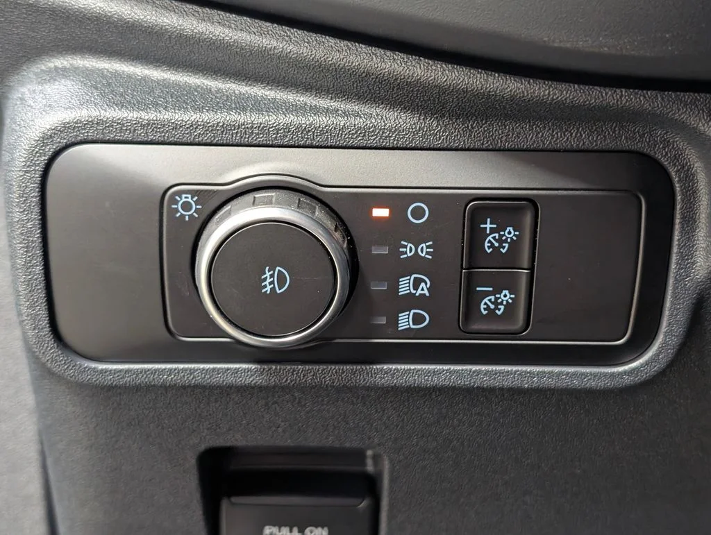 New 2026 Avalanche Gray Ford Outer Banks® image 11