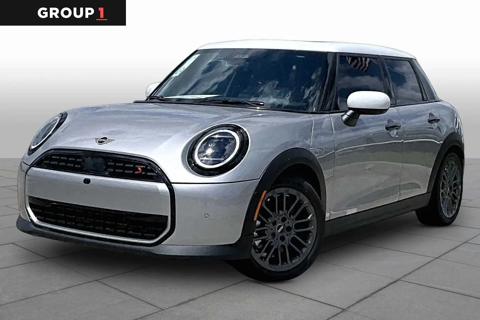2026 MINI Hardtop Cooper S's photo