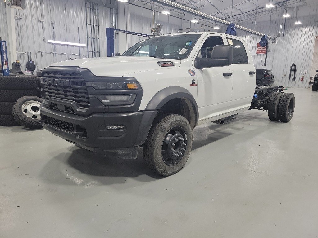 2025 RAM 4500 Tradesman 4X4 Crew Cab DRW 197" WB's photo