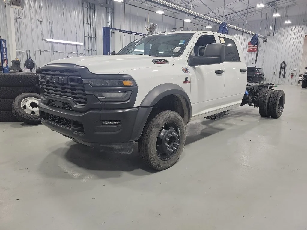 2025 RAM 4500 Tradesman 4X4 Crew Cab DRW 197" WB's photo