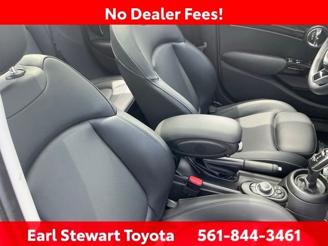 Used 2023 Gray MINI Signature image 38