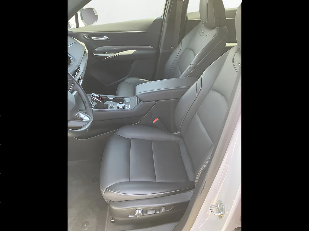 Certified Used 2025 Crystal White Tricoat Cadillac Premium Luxury image 11