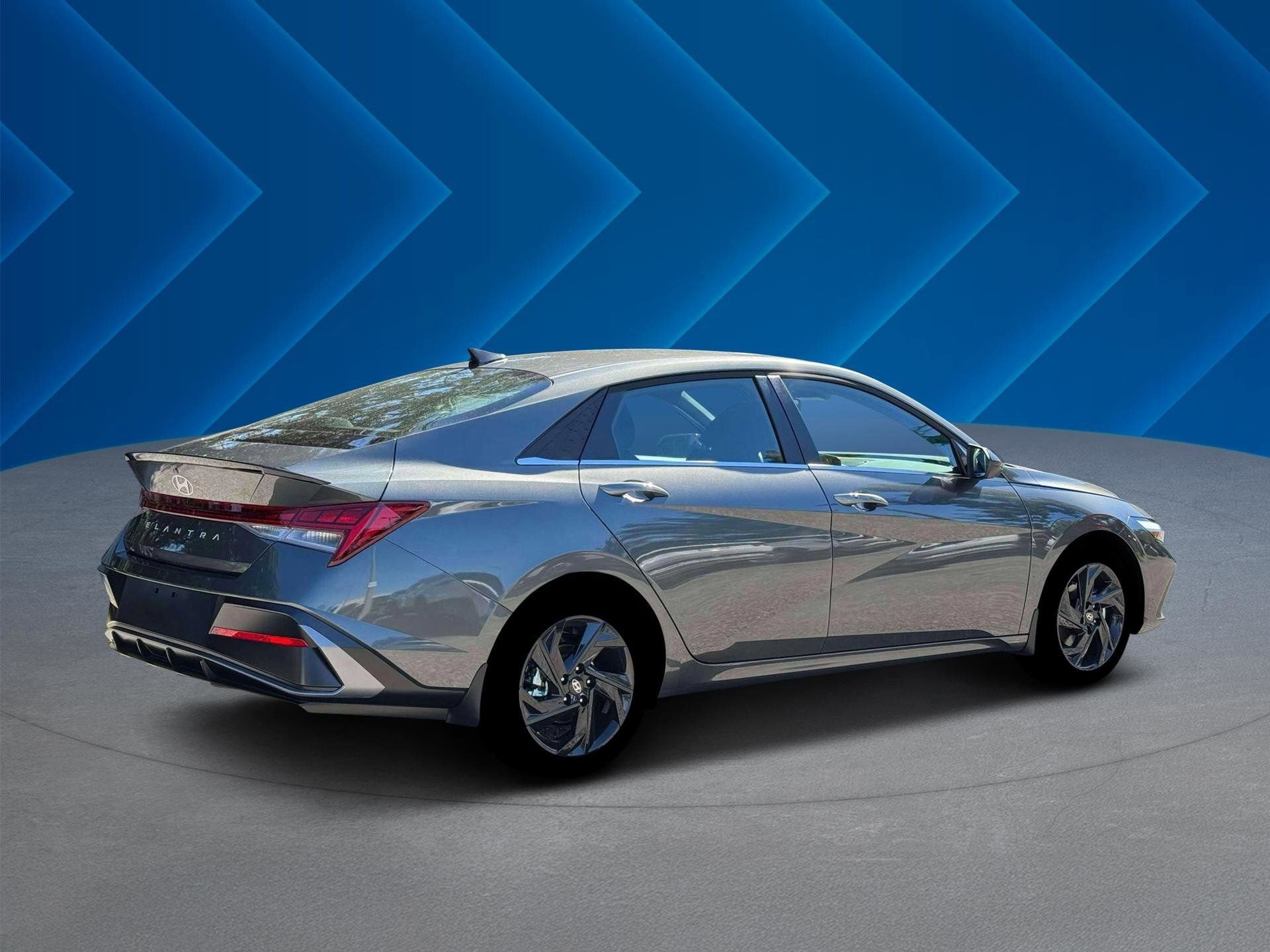 New 2026 Amazon Gray Hyundai SEL Sport Premium image 9