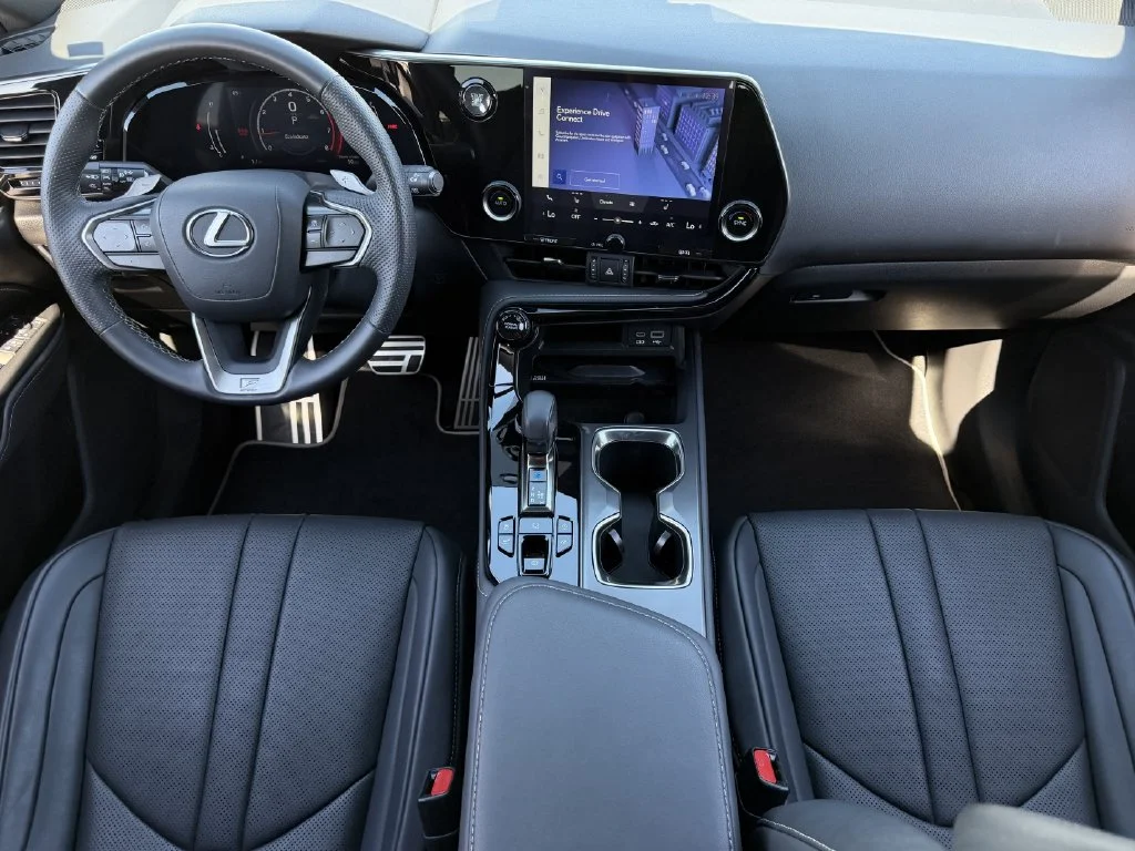 Used 2024 Gray Lexus 350 F SPORT Handling image 12