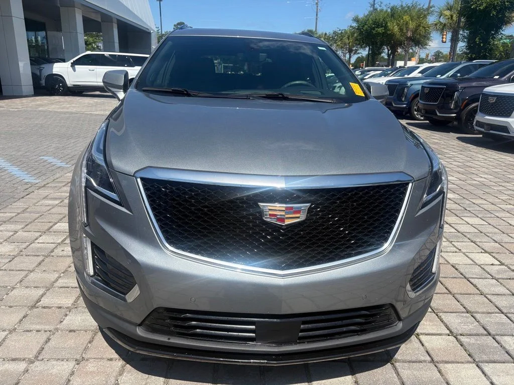 Used 2023 Silver Cadillac Sport image 4