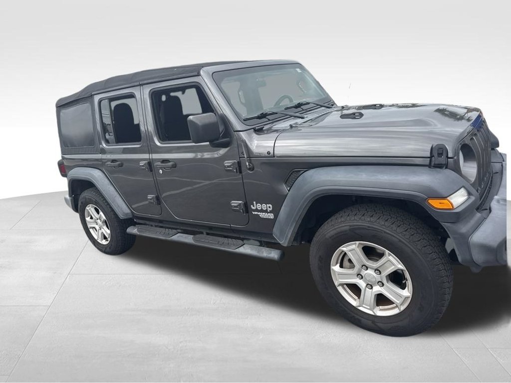 Used 2018 Granite Crystal Metallic Clearcoat Jeep Unlimited Sport S image 9