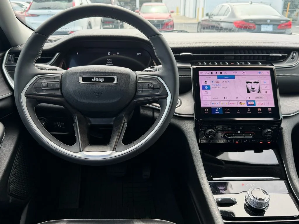 Used 2023 Gray Jeep Limited image 15