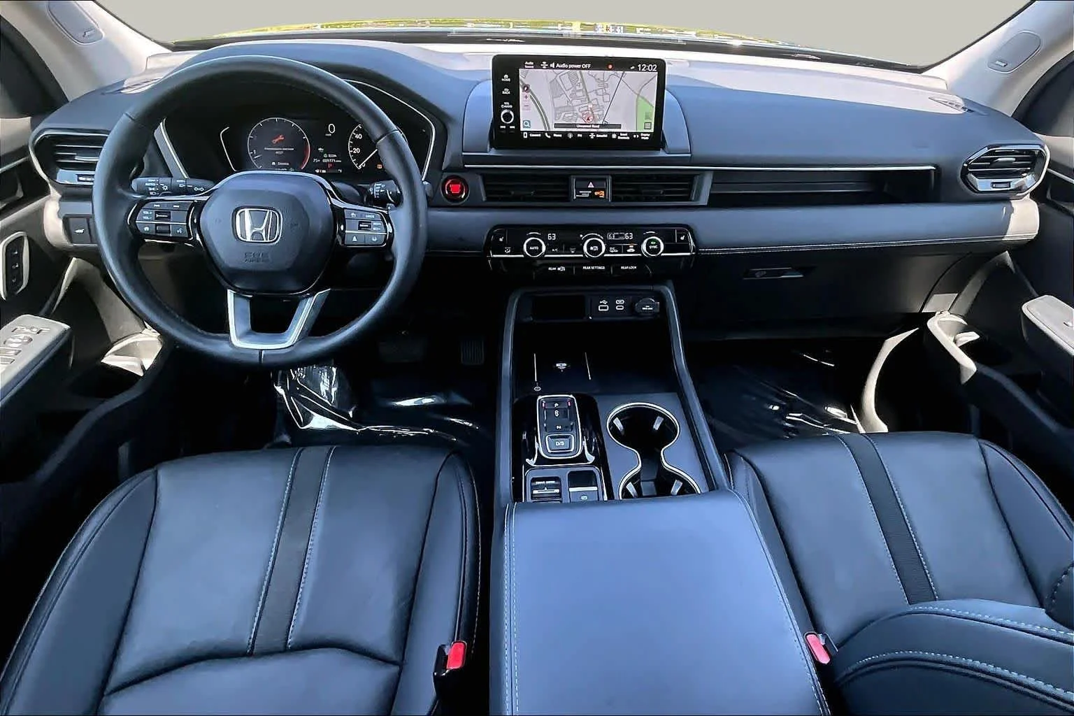 Used 2024 Crystal Black Pearl Honda Touring image 16