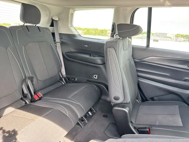 Certified Used 2023 White Jeep Laredo image 14