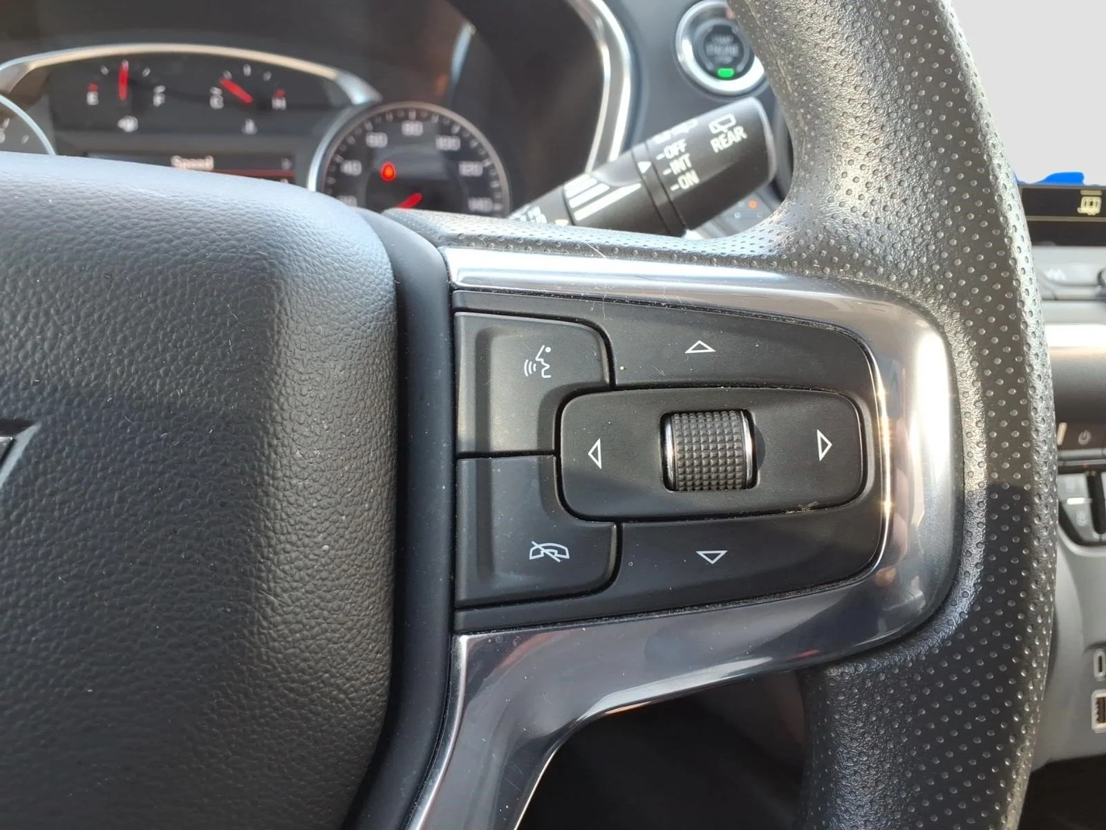 Used 2024 Riptide Blue Metallic Gjv Chevrolet LT image 23