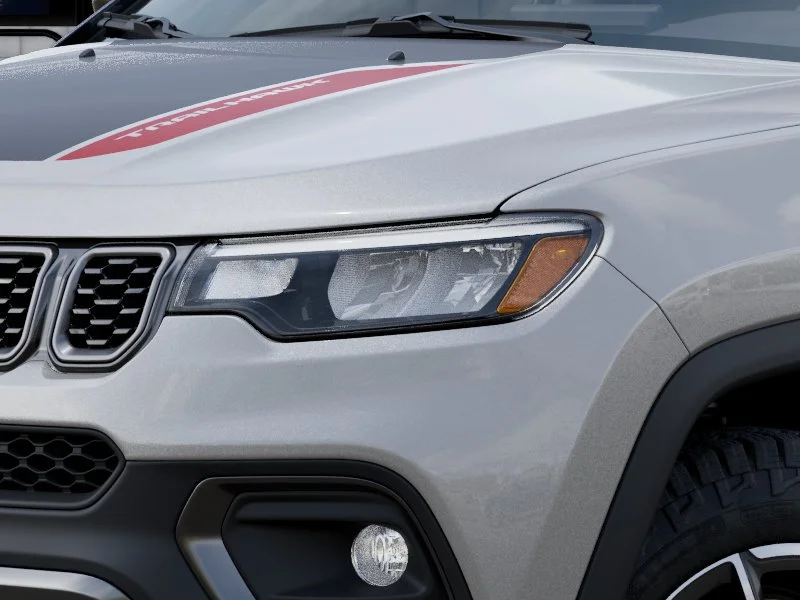 New 2026 Silver Zynith Metallic Clear-Coat Exterior Paint Jeep Trailhawk image 12