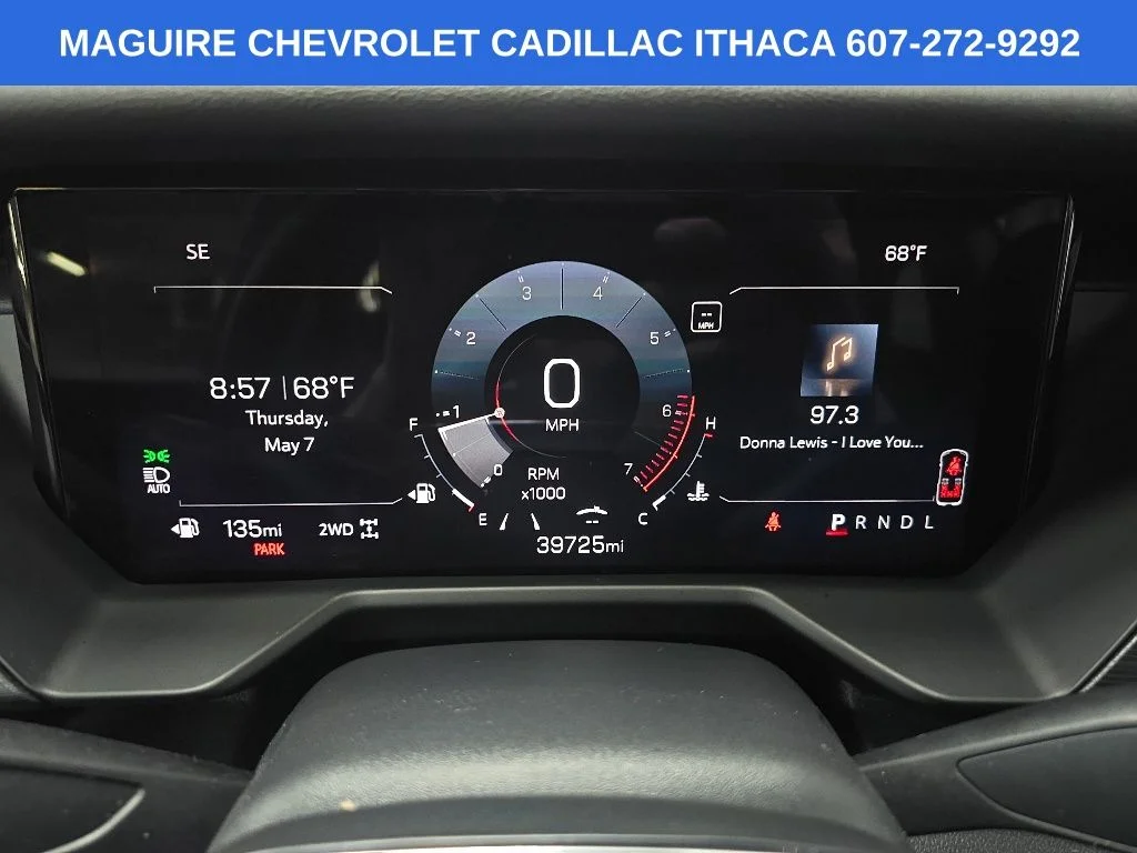 Used 2024 Silver GMC Elevation image 21