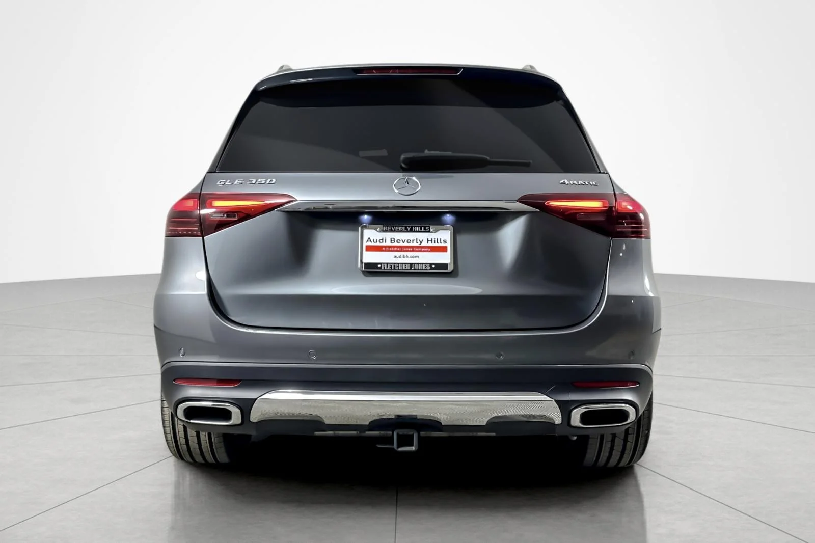 Used 2024 SELENITE GRAY Mercedes-Benz GLE 350 4MATIC® SUV image 4