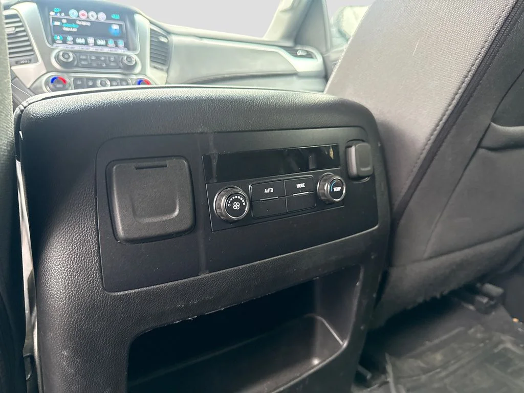 Used 2020 Black Chevrolet LS image 19