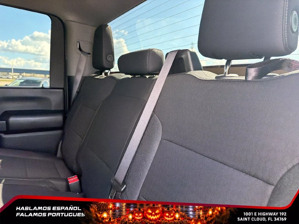 Used 2024 Black Chevrolet Custom image 27