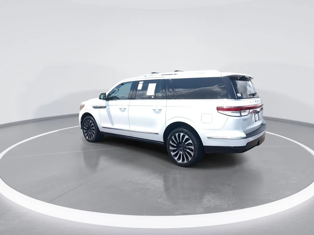 Used 2022 White Lincoln Black Label image 6
