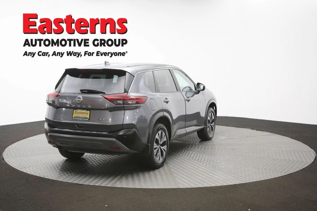 Used 2023 Gray Nissan SV image 41
