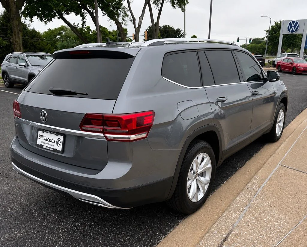 Used 2019 Gray Volkswagen 2.0T SE image 7