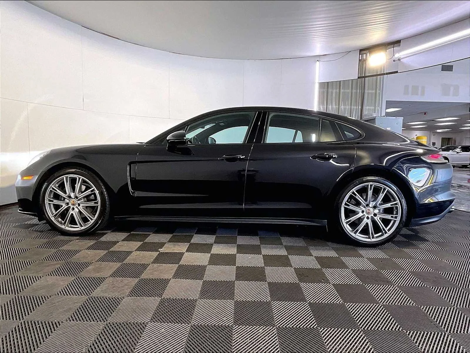 Certified Pre-Owned 2023 Porsche Panamera 4