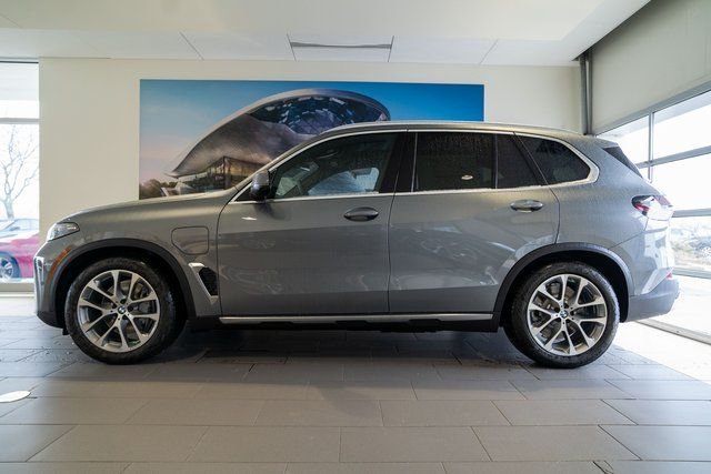 Used 2026 BMW X5 50e with VIN 5UX43EU0XT9393343 for sale in Glendale, WI