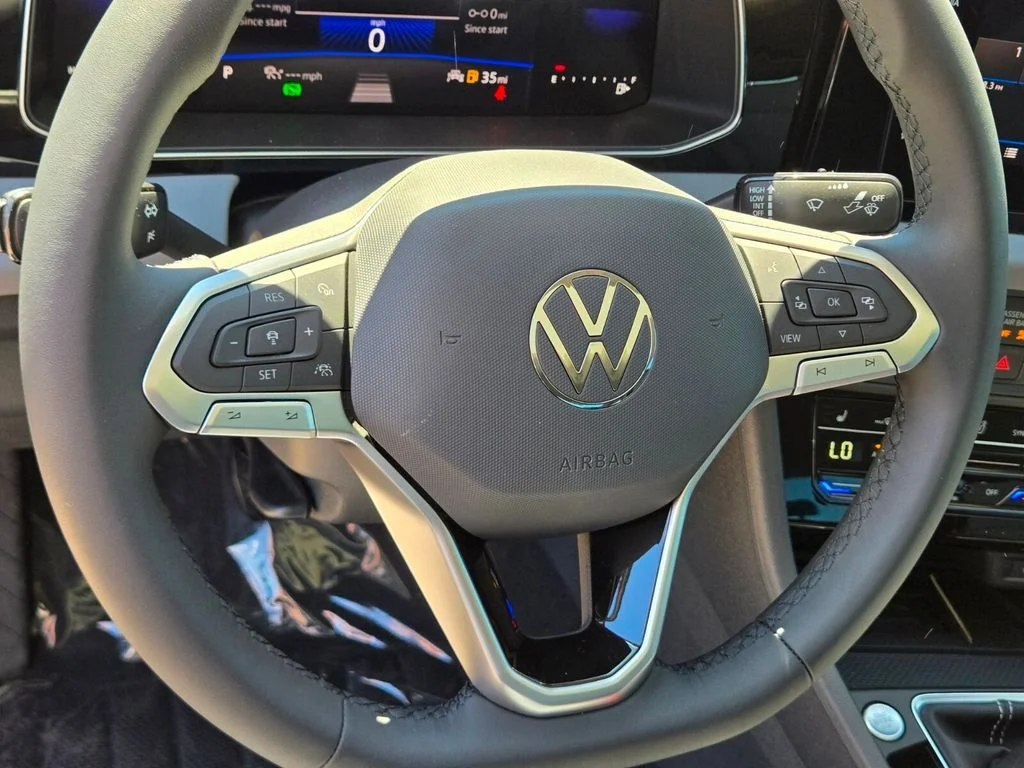New 2026 Silver Volkswagen 1.5T SE image 10