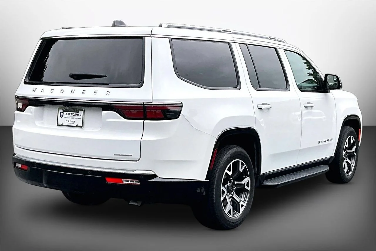 Certified Used 2024 White Jeep Series III image 8