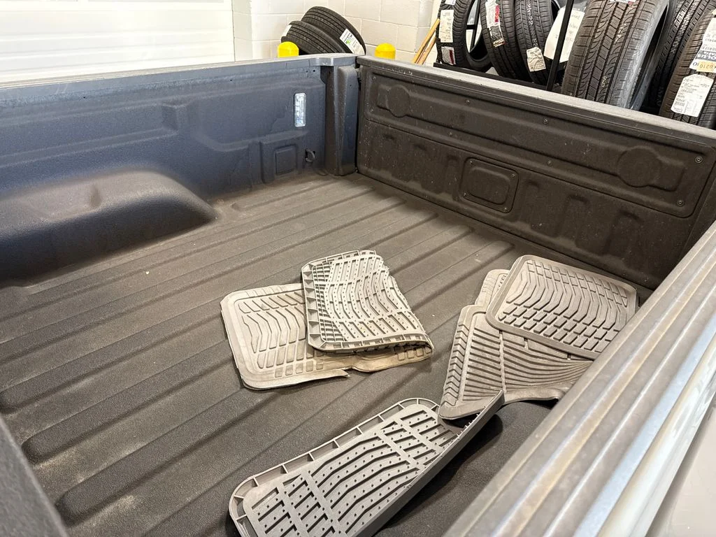 Used 2023 Gray Jeep Overland image 12
