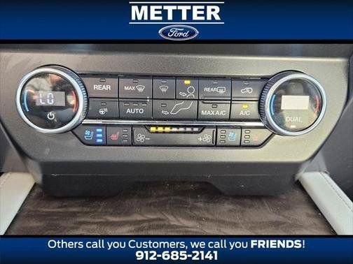 Used 2019 Black Ford Platinum image 18