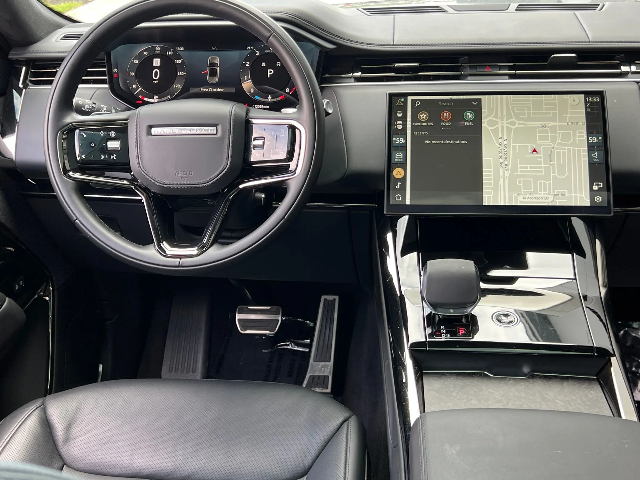 Used 2025 Gray Land Rover Autobiography image 24