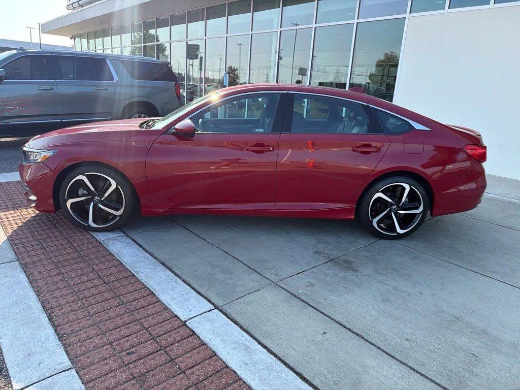 Used 2018 Red Honda Sport image 3