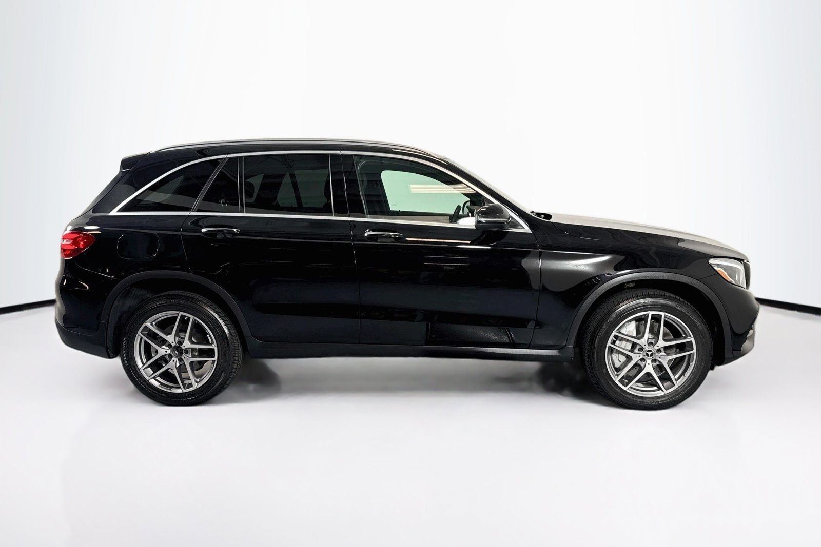 Used 2019 Black Mercedes-Benz GLC 300 image 4