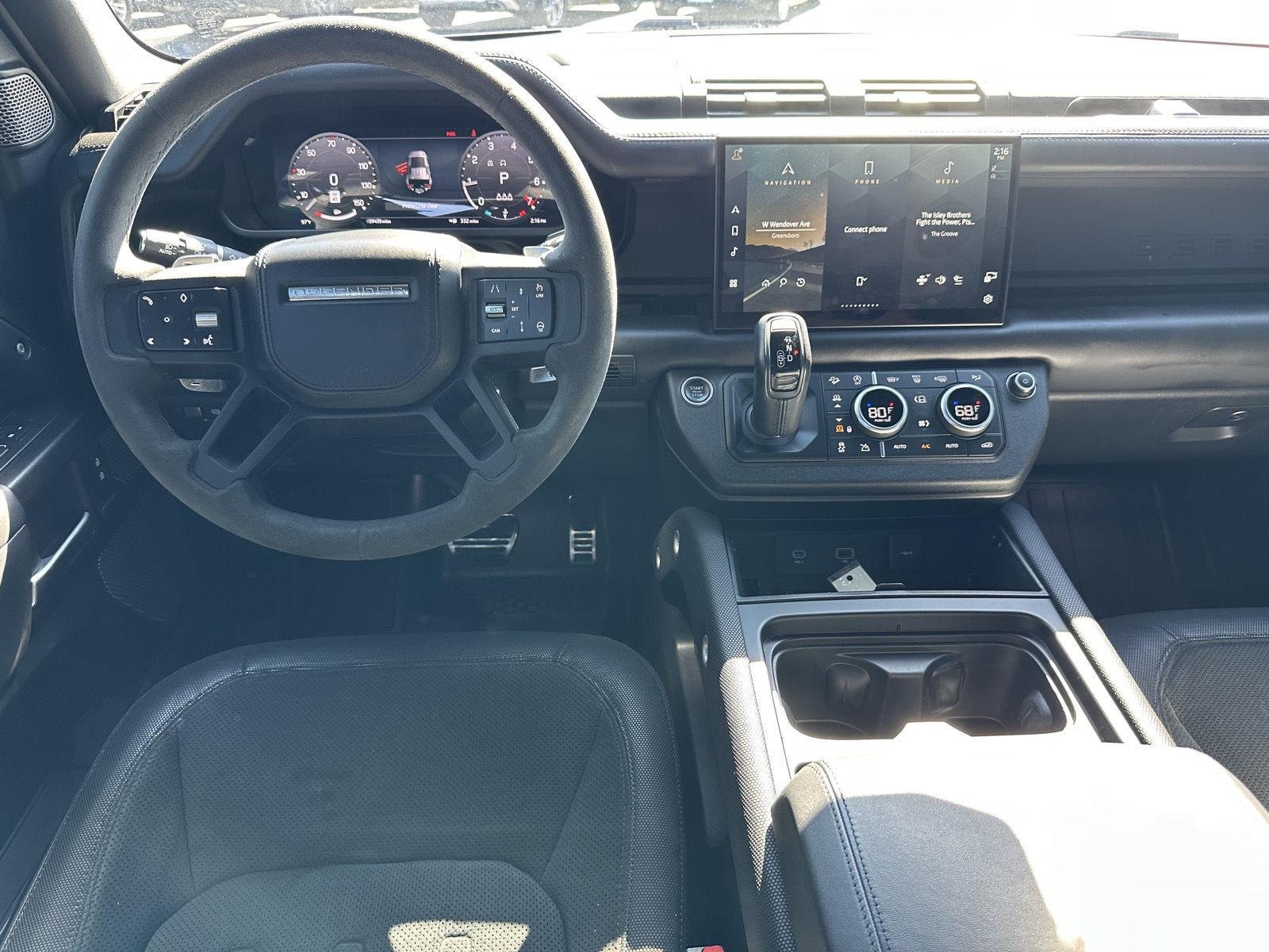 Used 2023 Carpathian Grey Premium Metallic Land Rover Carpathian Edition image 26