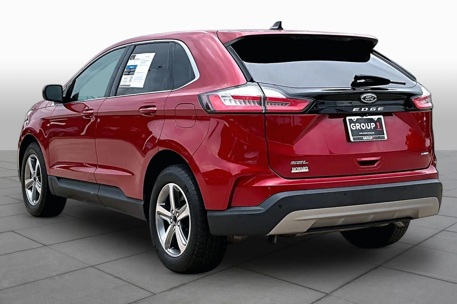 Used 2022 Rapid Red Metallic Tinted Clearcoat Ford SEL image 11