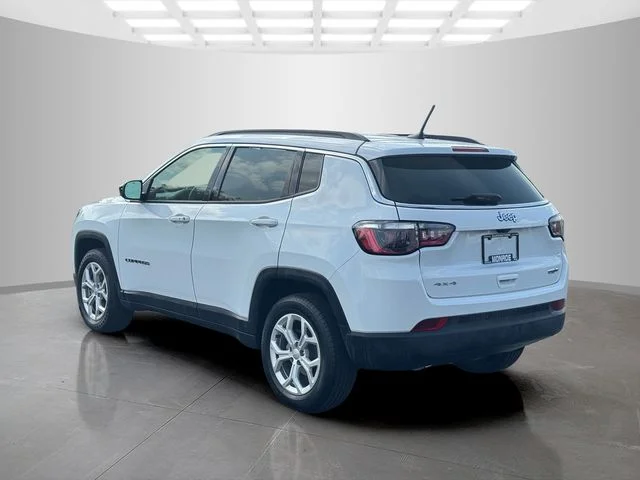 Certified Used 2024 White Jeep Latitude image 5