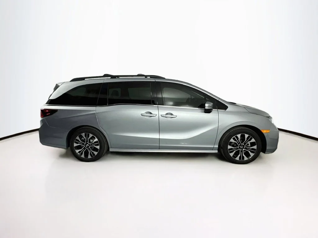 Certified Used 2026 Silver Honda Elite image 8