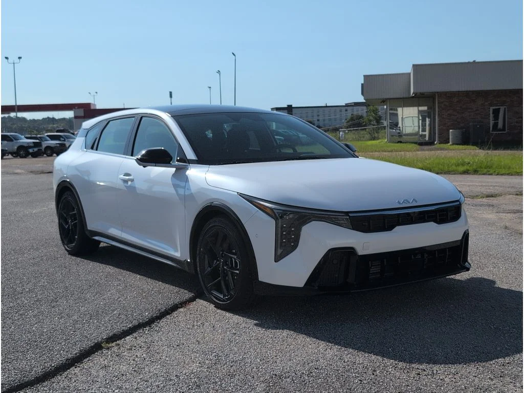 New 2026 Snow White Pearl Kia GT-Line Turbo image 7