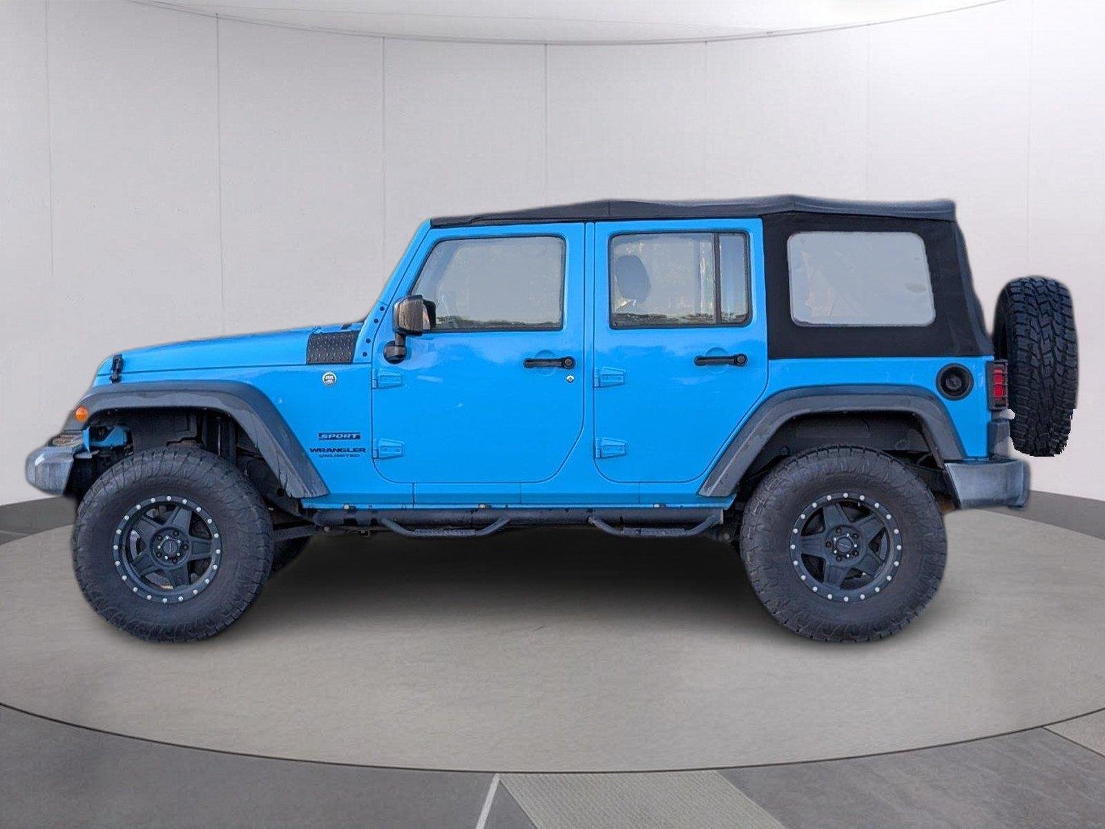 Used 2017 Chief Clearcoat Jeep Sport image 2