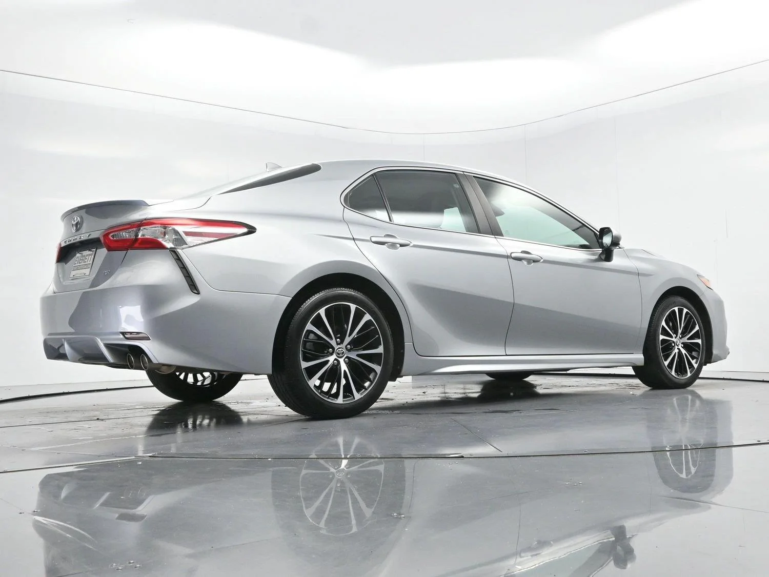 Used 2020 Celestial Silver Metallic Toyota SE image 50