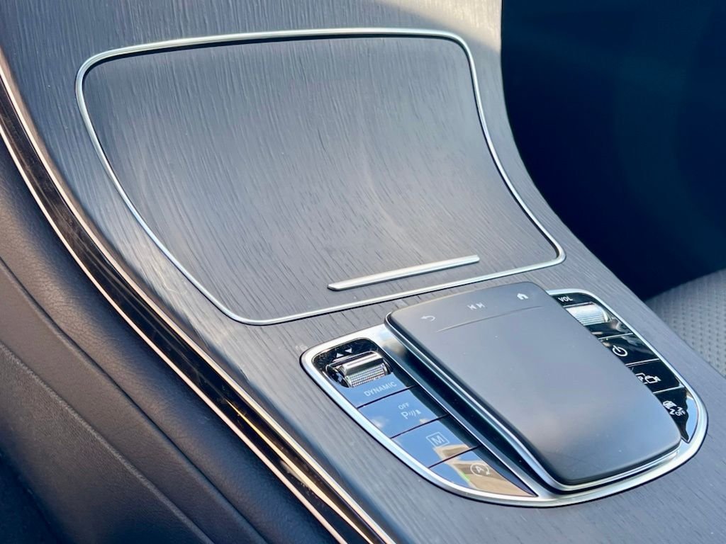 Certified Used 2022  Mercedes-Benz GLC 300 image 32