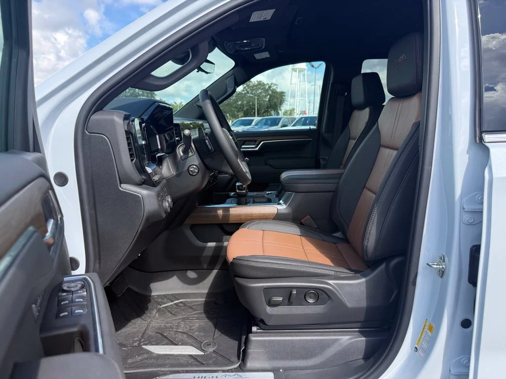 2026 Chevrolet Silverado 1500 High Country - Photo 15