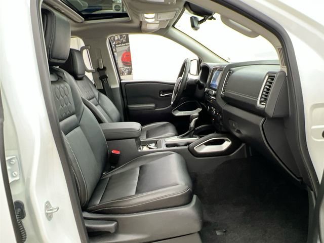 2024 Nissan Frontier SL - Photo 15
