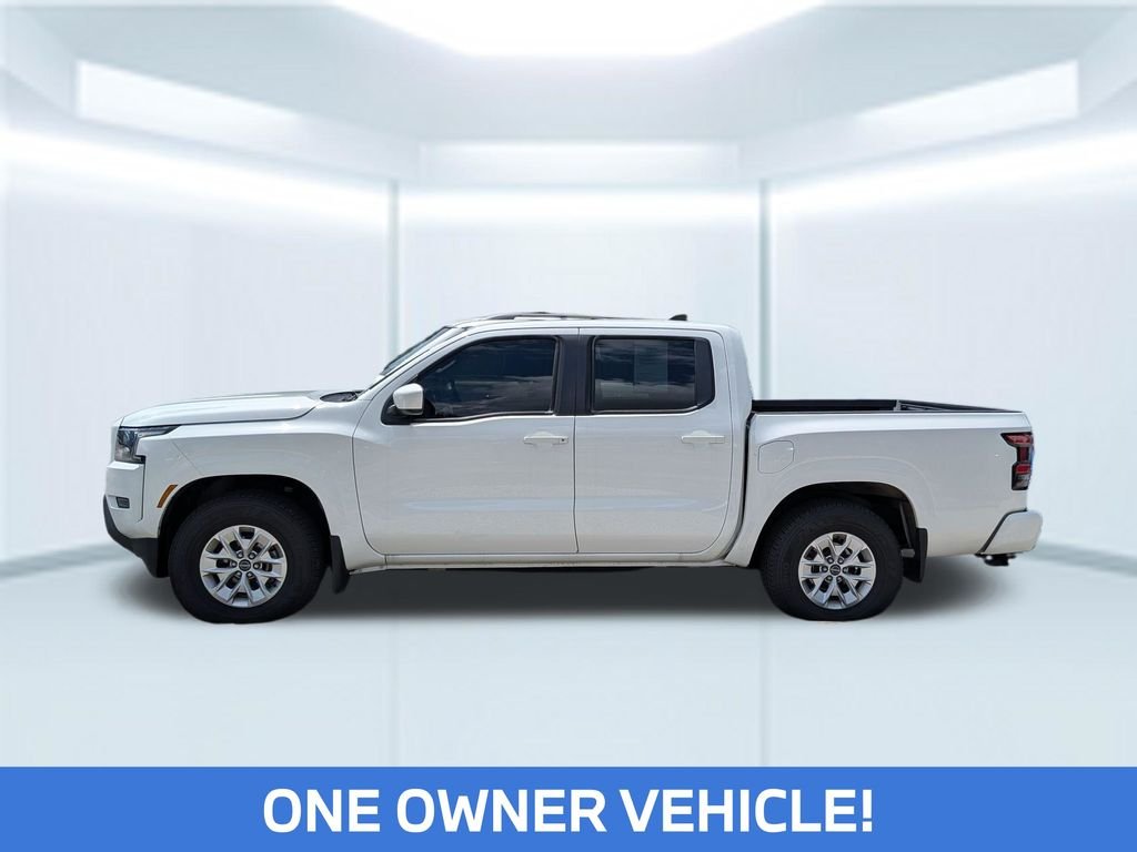 Used 2024 White Nissan SV image 2