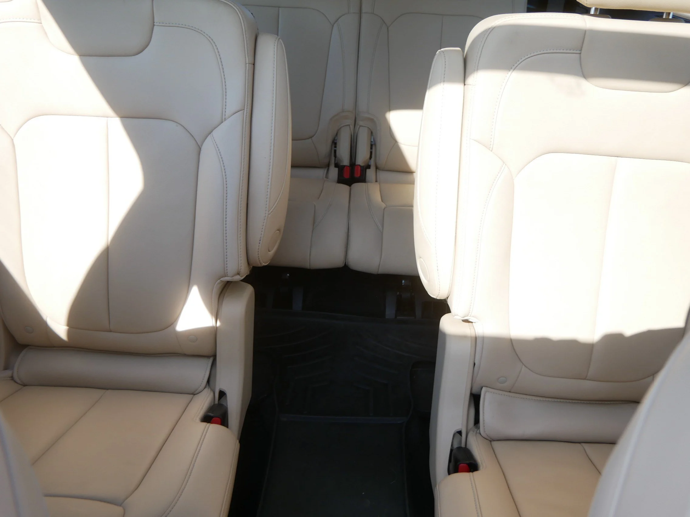 Certified Used 2021 Velvet Red Pearlcoat Jeep Limited image 13