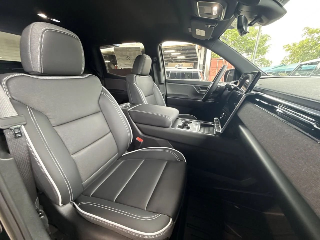 2026 GMC Sierra EV Elevation - Photo 27